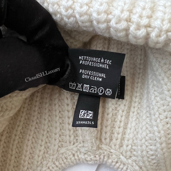 Auth BN Chanel 24N CC Logo Ear Warmer White Cashmere Beanie - Picture 5 of 7